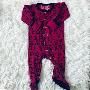 L’Ovedbaby Magenta & black alphabet sleeper 3-6 months